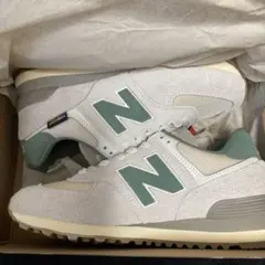 【ピナツさん用　未使用品】NB U574GDG 24.5 スウェード