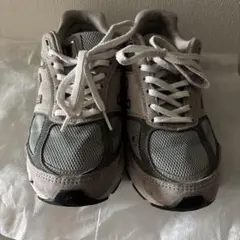 最終値下げ！New Balance グレー スニーカー