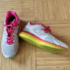 New Balance スニーカー グレー/ピンク　23