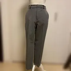 UNIQLO ユニクロ スラックスパンツ グレー M センタープレス きれいめ