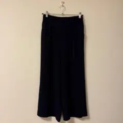 【最終価格】UNIQLO　ワイドパンツ　紺　オフィスカジュアル　Mサイズ