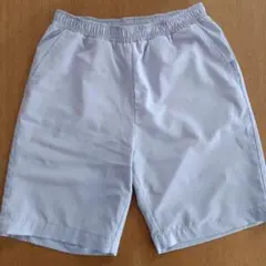 キッズ　１４０　ハーフパンツ　薄紫