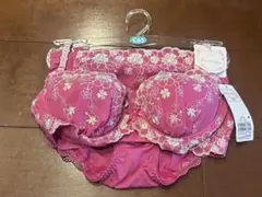 新品未使用　AMO'S STYLE by Triumph ブラショーツセット