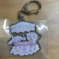 ちいかわ×サンリオ　シナモロール アクリルキーホルダーのサムネイル