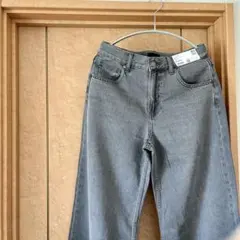 【UNIQLO】 ドレープワイドフレアジーンズ グレー 25