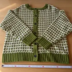 グリーンとホワイトのチェック柄カーディガン