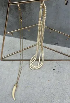 vintage ネックレス　ペンダント　角　レトロ　アイボリー　ビーズ　珠　玉