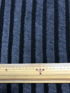 ニット生地　カットストライプジャガード　Y0193-1