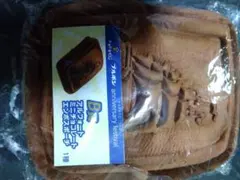 アルフォート　エンボスポーチ