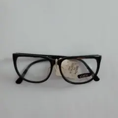 Item thumbnail for item cb046ee3-aea6-4b9e-810d-64a4f78cc7b9