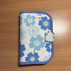 青い花柄 お薬手帳ケース