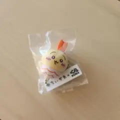 ちいかわ×くら寿司　フィギュア　うさぎ(えび)