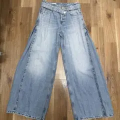 ZARA ワイドレッグデニムパンツ ライトブルーのサムネイル