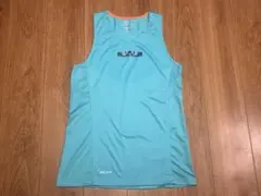 ランニングノースリーブシャツ