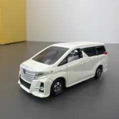 トミカ No.12 トヨタ アルファード 2015年