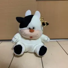 【レア★レトロ】オオイケ　モーモー　牛　ぬいぐるみ　マスコット　OIKE　当時物 オオイケ（OIKE）の「モーモー」80年代の牛のぬいぐるみ - メルカリ