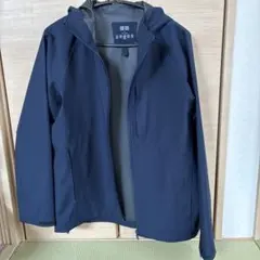 UNIQLO ブロックテックパーカ3Dカット