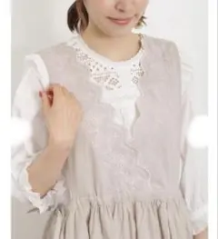 サマンサモスモス　綿麻スカラップノースリーブワンピース