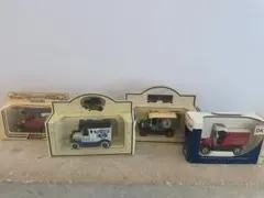 英国アンティーク　英国ヴィンテージミニカー4台