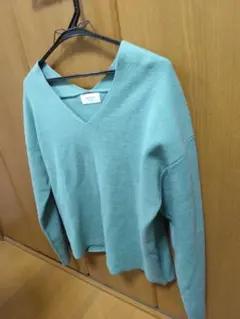 【24時間以内に匿名発送】Mサイズ　緑OPAQUE.CLIP Vネック　ニット