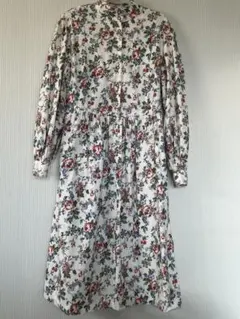 フラワープリント 長袖ワンピース　コーデュロイワンピース