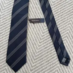 新品　THE SUIT COMPANY スーツカンパニー　ネイビー ネクタイのサムネイル
