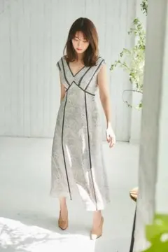 2025年最新】lace trimmed floral dressの人気アイテム - メルカリ