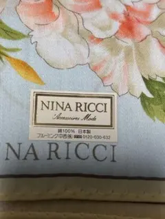 NINA RICCI 花柄 綿100%大判ハンカチ