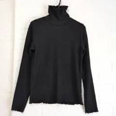 earth music & ecology ハイネック カットソーフェミニン 黒