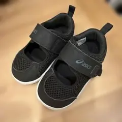 ASICS ブラック サンダル メッシュ　14㎝