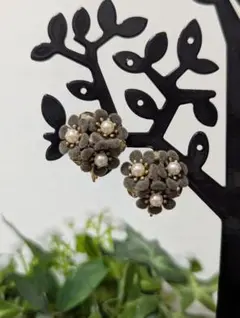 Item thumbnail for item c05b403e-ba43-4d0b-b866-ea5aec8e8e2c