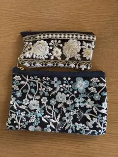 刺繍入りポーチセット