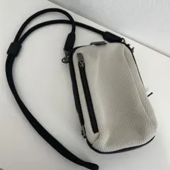 大人気商品 ワイドテープショルダーバッグ イアパピヨネ ベージュ 