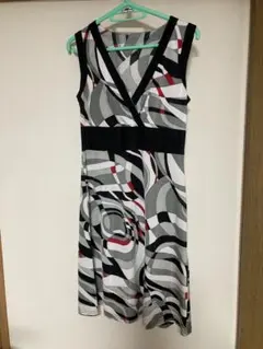 Otto 幾何学模様 ノースリーブ ひざ丈　ワンピース