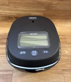 タイガー炊飯器 未使用品 JRX-G100 展示品 最上位グレード 液晶に擦り傷 タイガー炊飯器 未使用品 JRX-G100 展示品 最上位グレード 液晶に