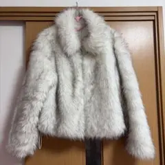 ホワイトファージャケット