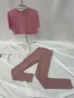 ピンク クロップドトップと美尻レギンスセット　Sサイズ