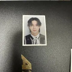 ATEEZ ウヨン 証明写真 2025年最新】Ateez ウヨン 証明写真の人気アイテム - メルカリ