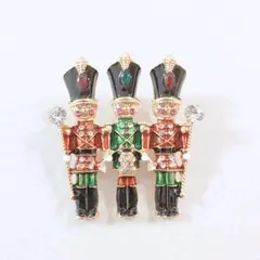 3人の兵隊 ブローチ・くるみ割り人形 クリスマス 冬 c1-2979