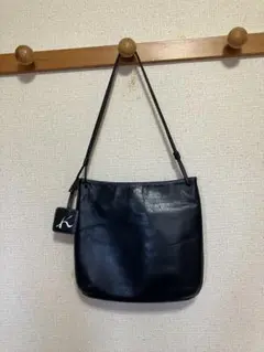 キタムラ Kitamura ショルダーバッグ レザー ネイビー チャーム付き 