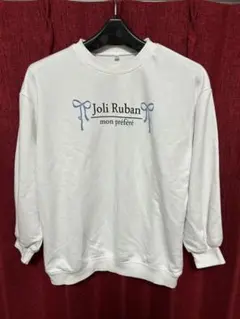 女の子　トレーナー