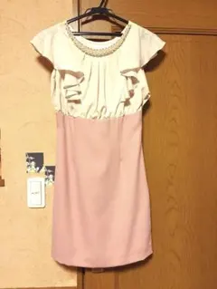 エレガントなパール装飾ドレスM