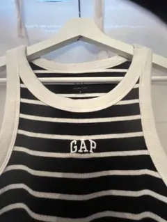 【美品】GAP ギャップ ロゴ刺繍 ボーダー リブ タンクトップ Sサイズのサムネイル