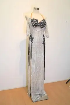 フラメンコ衣装ソニアジョーンズファルダ　ゴールド✖️シルバー フラメンコ衣装ソニアジョーンズファルダ ゴールド✖️シルバー - メルカリ