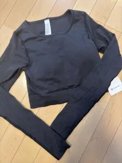 長袖 ヨガ・ピラティス