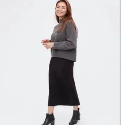 ユニクロ　ストレッチダブルフェイスナロースカート　黒　L