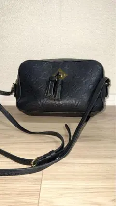 LOUIS VUITTON ルイヴィトン サントンジュ M44593のサムネイル