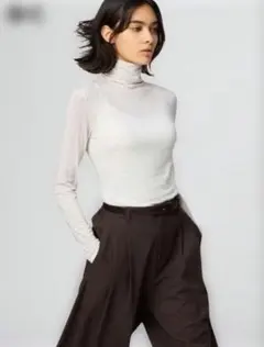 送料無料♡UNIQLO 極暖ヒートテックカシミヤブレンドタートルネックT