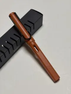 【美品】LAMYサファリ万年筆EF 限定テラレッドのサムネイル