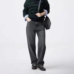 ハイライズストレートジーンズ　ダークグレー　Sサイズ　股下69cm